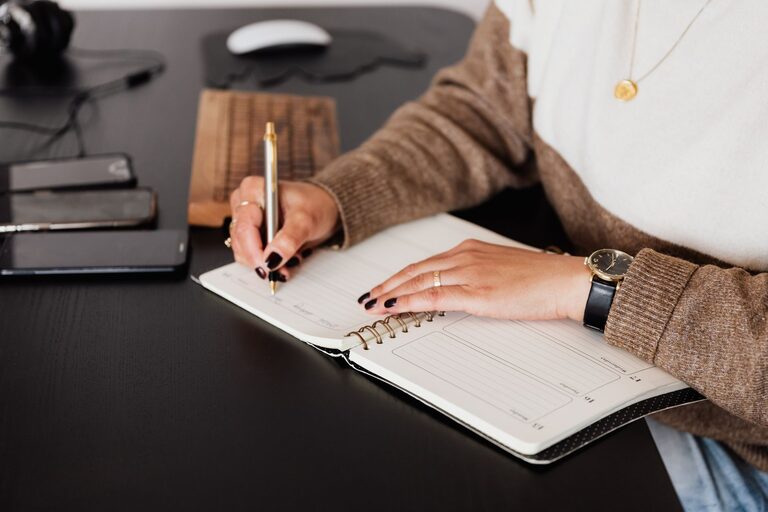 A Beginner’s Guide to Journaling Every Day