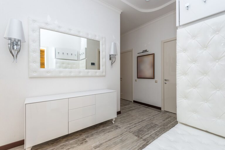 Quick Ideas to Brighten a Dark Room